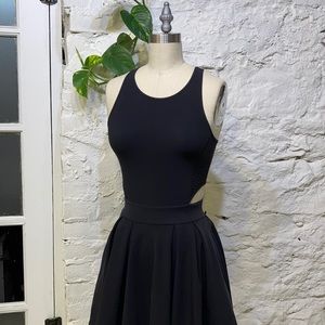 Lululemon Away Dress, size 2